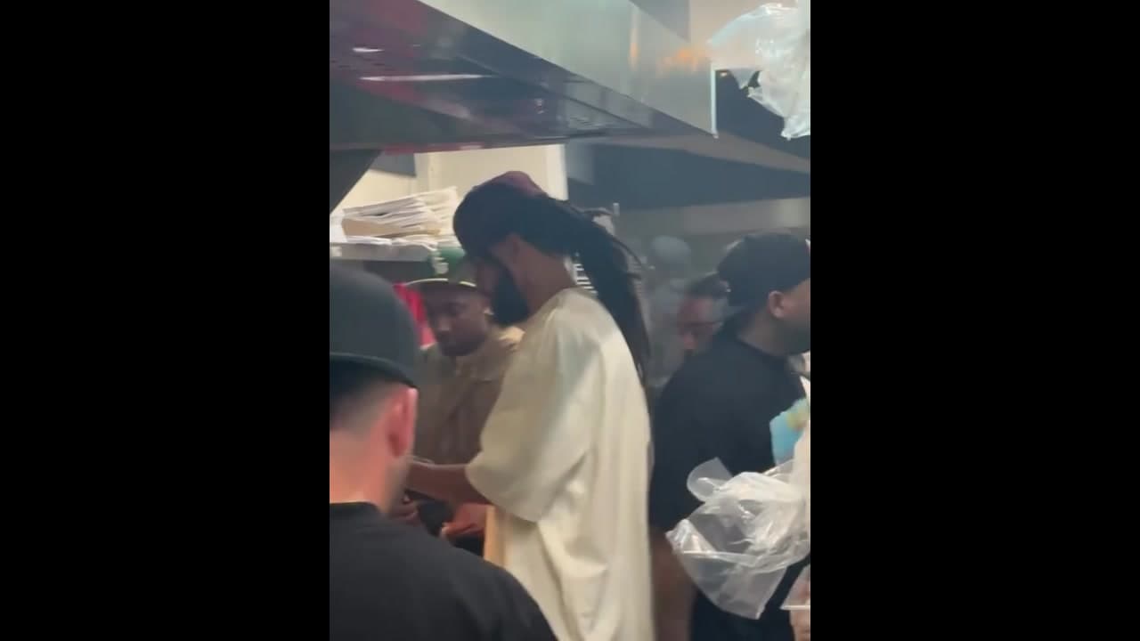 #JCOle Dominates #MarathonBurger